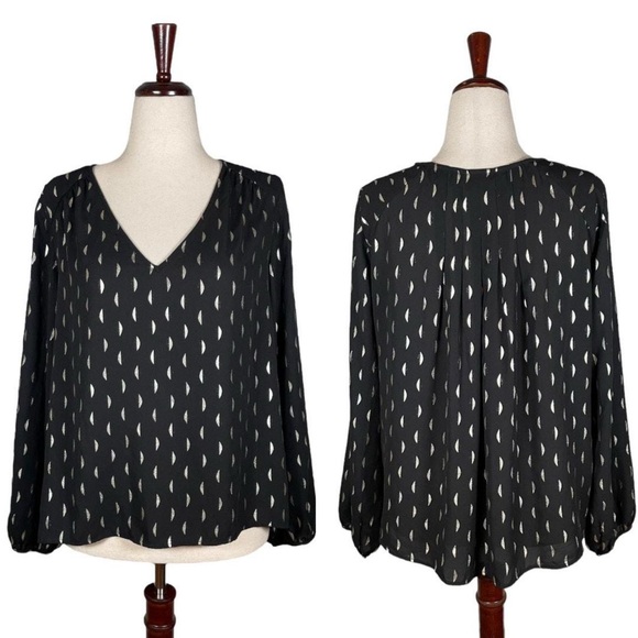 Velvet by Graham & Spencer Jules top in black - Picture 3 of 5